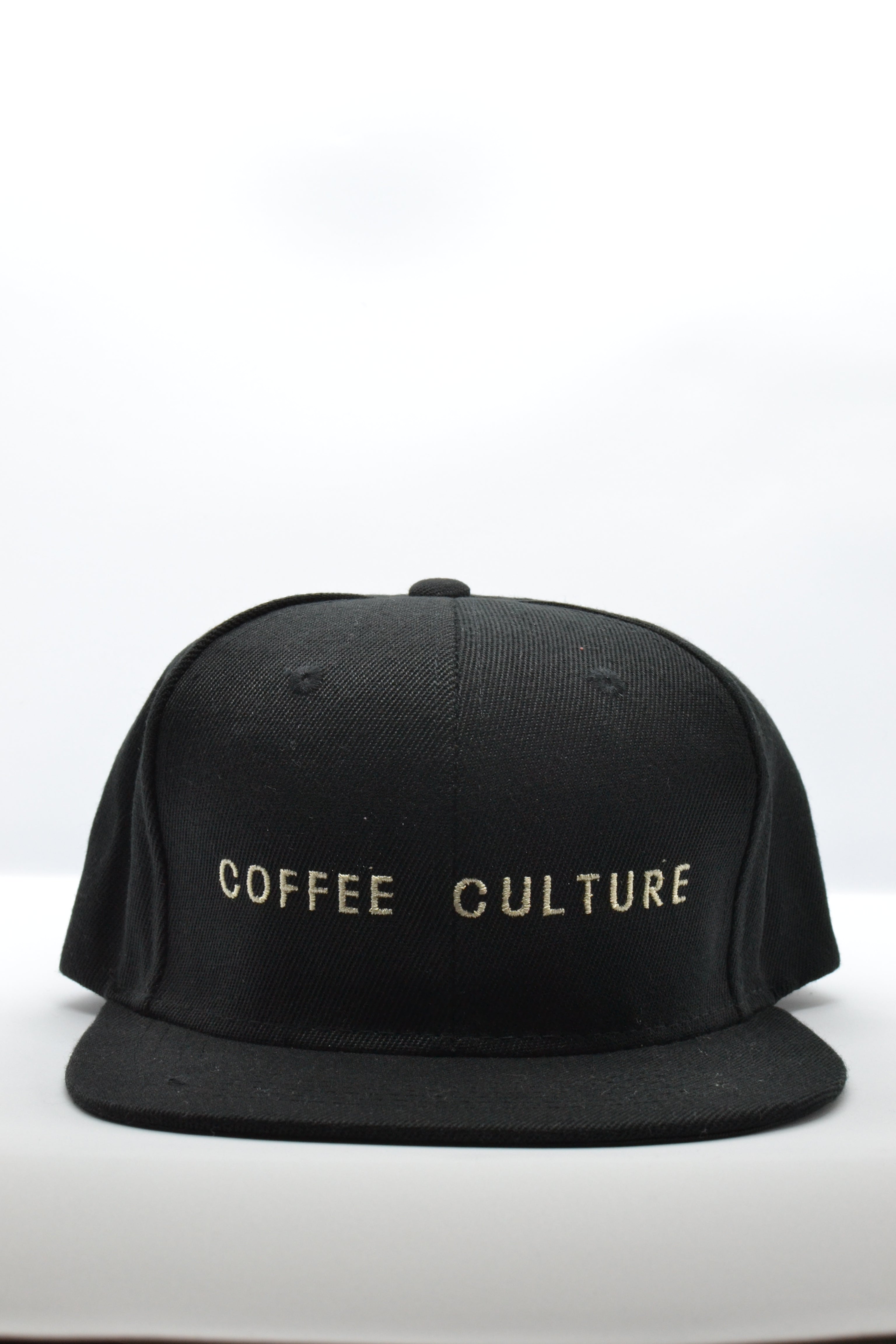 GORRA PLANA NEGRA